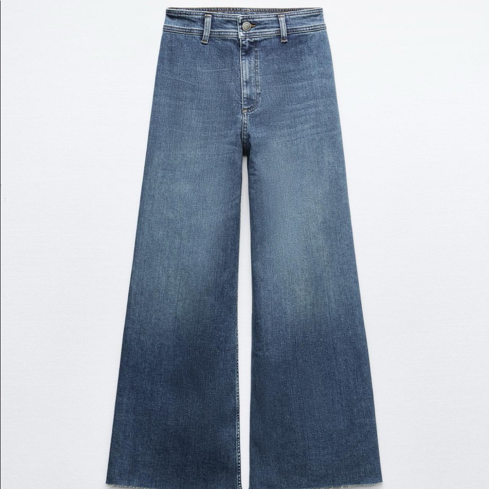 Zara ZW marine straight high rise jeans, size 8.